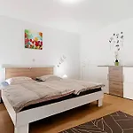 Apartament Rheinvorland *