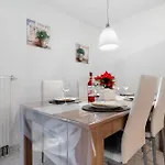 Rheinvorland Apartament *